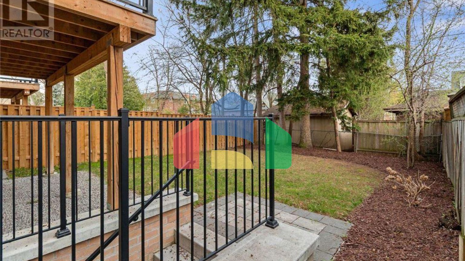 Residential - Single Family Home - Toronto, Canada - Canada