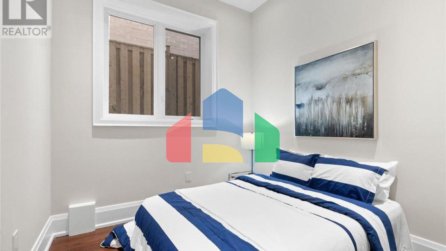 Residential - Single Family Home - Toronto, Canada - Canada