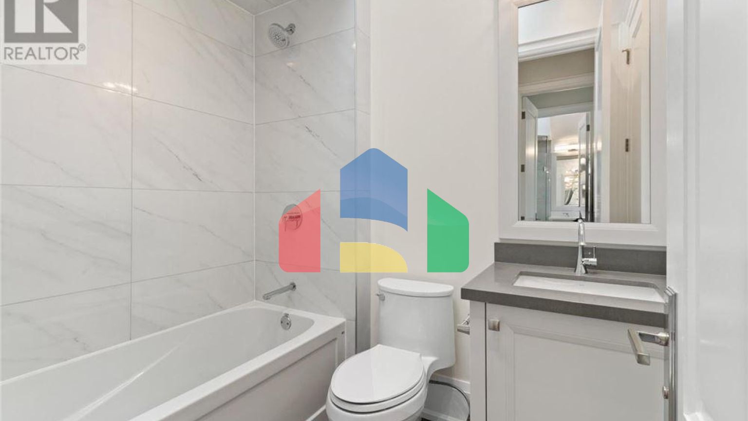 Residential - Single Family Home - Toronto, Canada - Canada