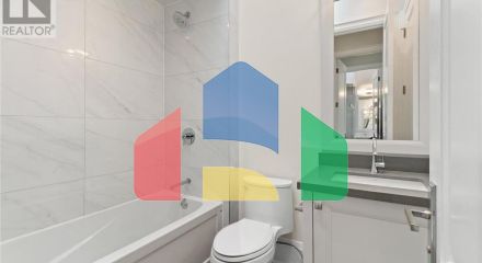 Residential - Single Family Home - Toronto, Canada - Canada