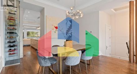 Residential - Single Family Home - Toronto, Canada - Canada