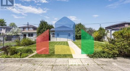 Residential - Single Family Home - Toronto, Canada - Canada