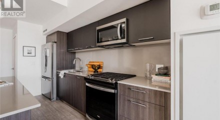 Residential - Condo/Apartment - Toronto, Canada - Canada
