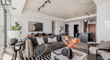 Residential - Condo/Apartment - Toronto, Canada - Canada