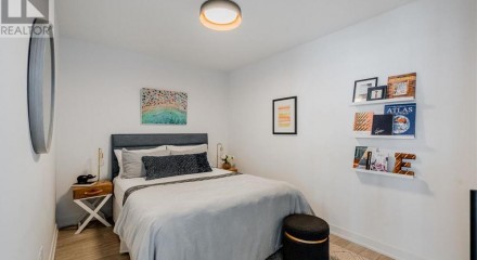Residential - Condo/Apartment - Toronto, Canada - Canada