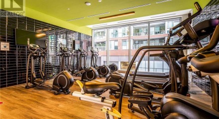 Residential - Condo/Apartment - Toronto, Canada - Canada