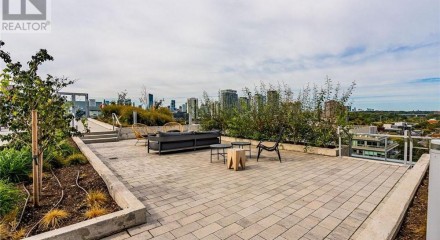 Residential - Condo/Apartment - Toronto, Canada - Canada