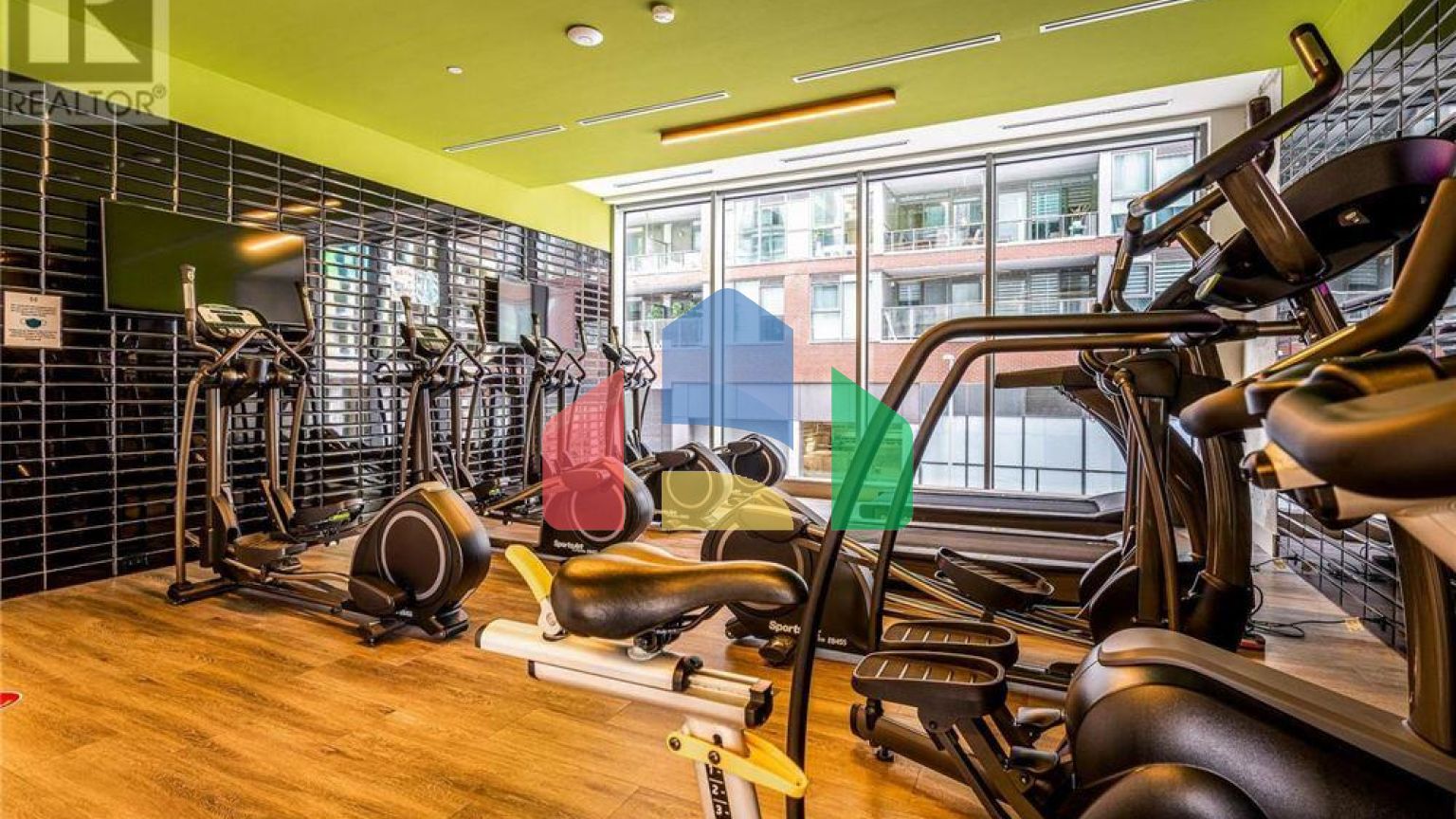 Residential - Condo/Apartment - Toronto, Canada - Canada