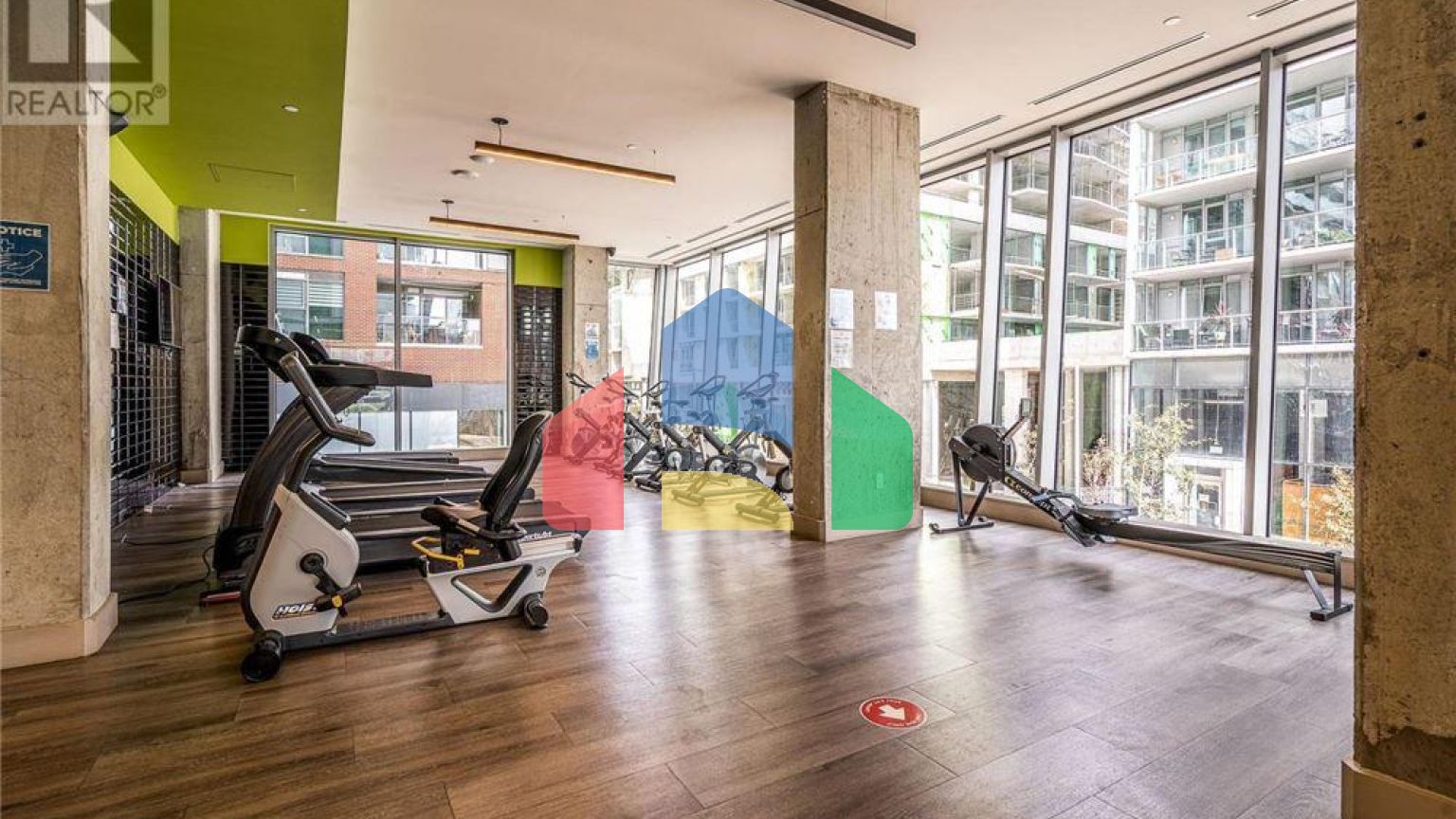 Residential - Condo/Apartment - Toronto, Canada - Canada