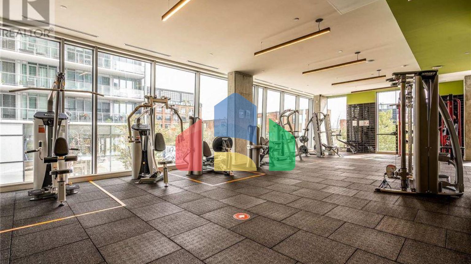 Residential - Condo/Apartment - Toronto, Canada - Canada