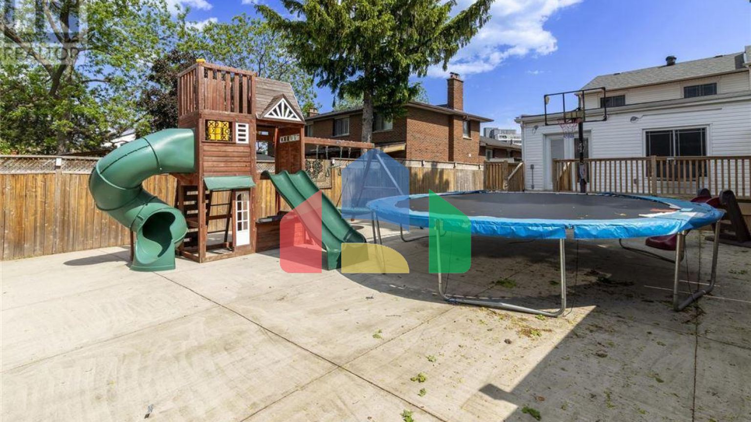 Residential - Single Family Home - Toronto, Canada - Canada