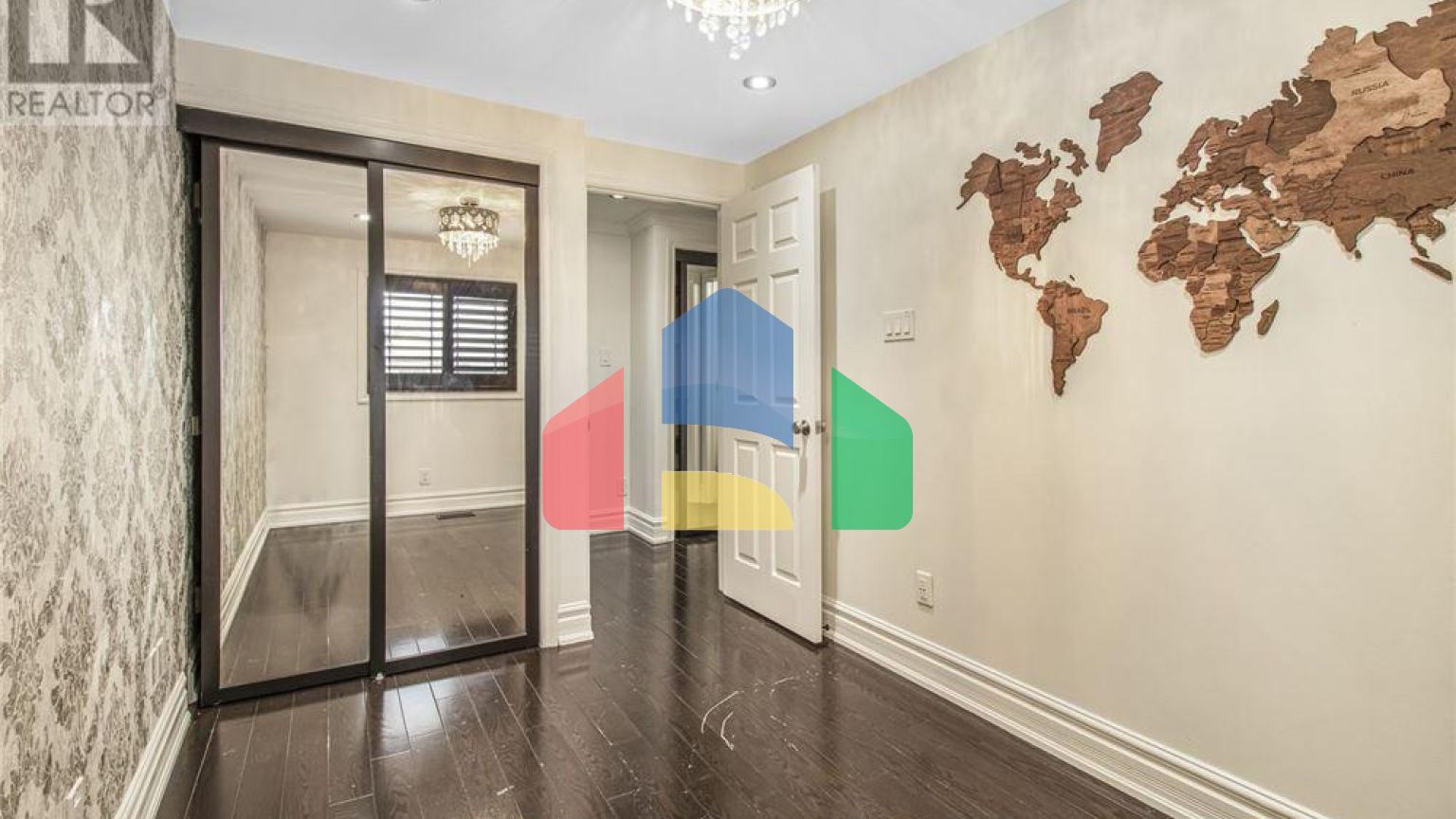 Residential - Single Family Home - Toronto, Canada - Canada