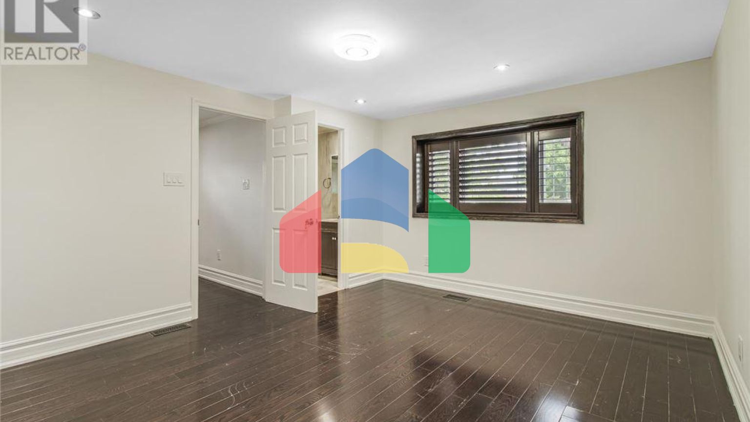 Residential - Single Family Home - Toronto, Canada - Canada