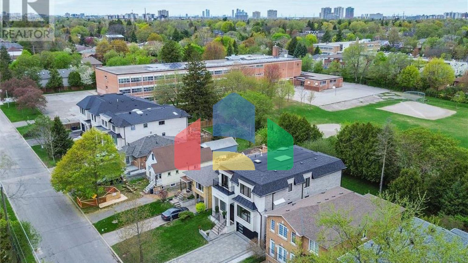 Residential - Single Family Home - Toronto, Canada - Canada