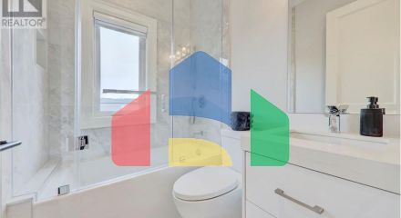 Residential - Single Family Home - Toronto, Canada - Canada