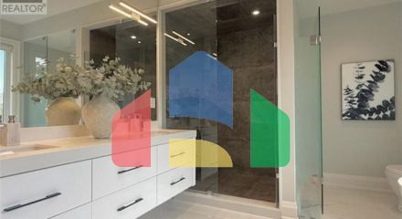 Residential - Single Family Home - Toronto, Canada - Canada