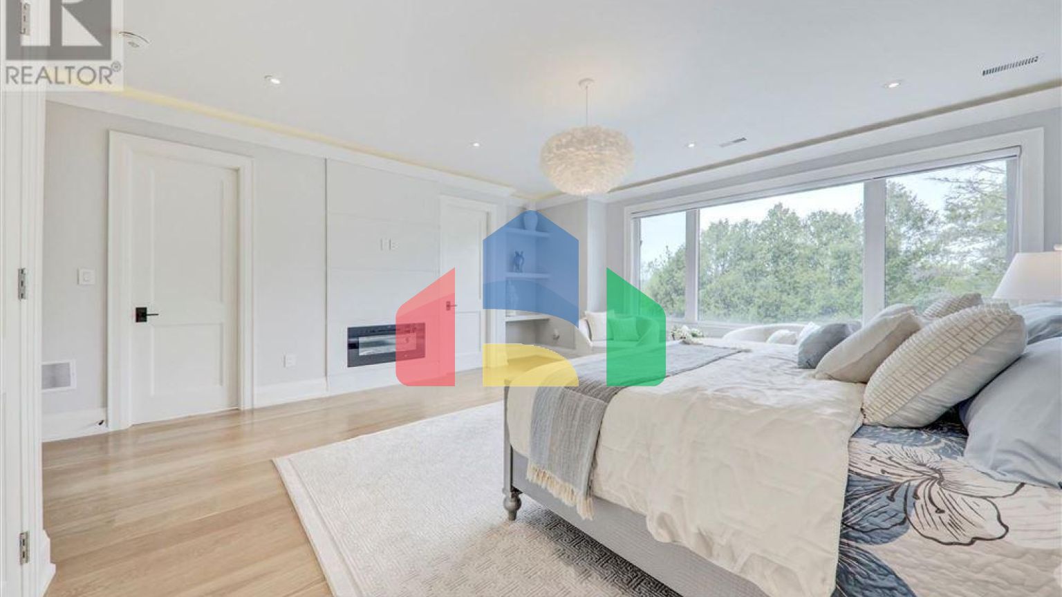 Residential - Single Family Home - Toronto, Canada - Canada