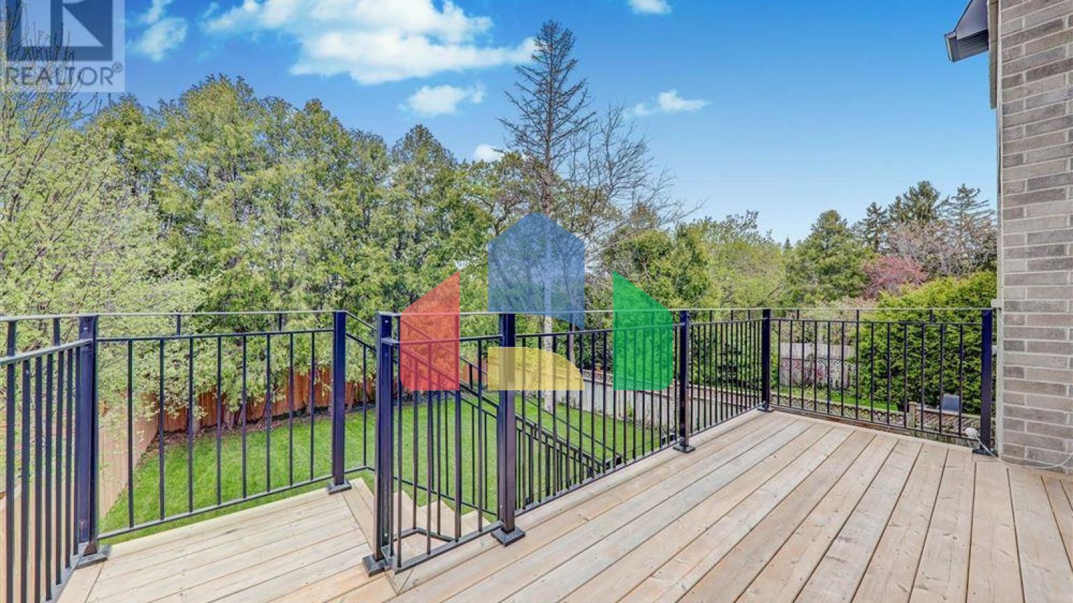 Residential - Single Family Home - Toronto, Canada - Canada