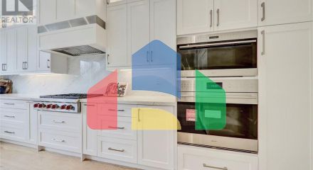 Residential - Single Family Home - Toronto, Canada - Canada