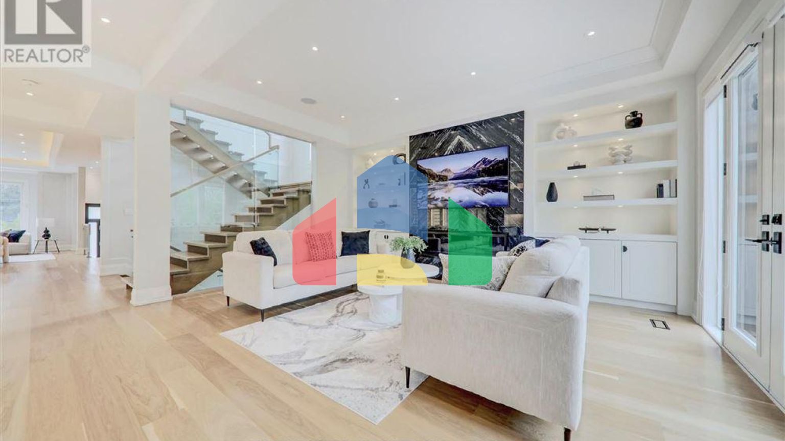 Residential - Single Family Home - Toronto, Canada - Canada