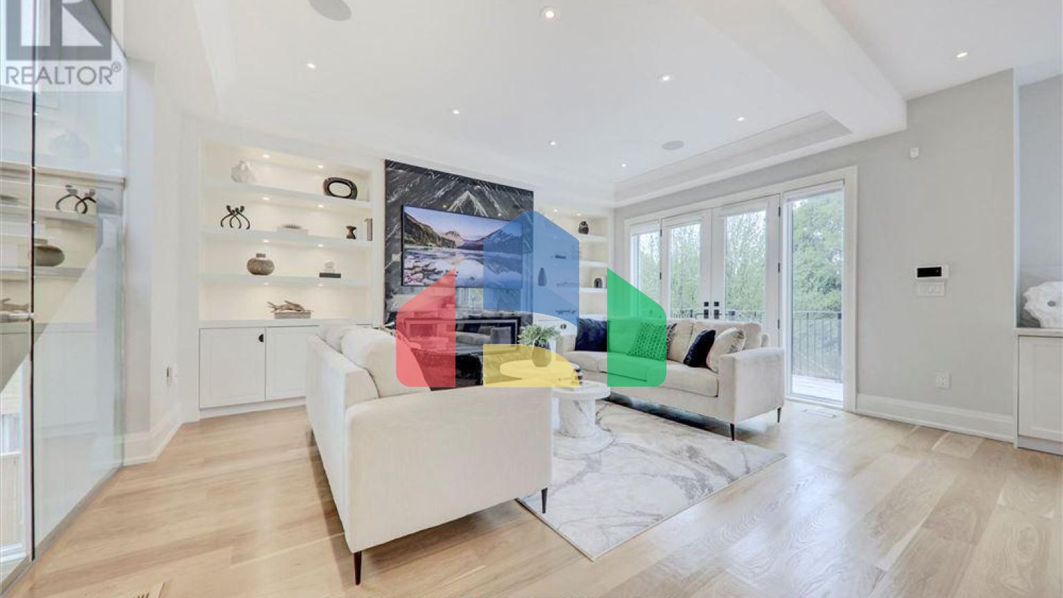 Residential - Single Family Home - Toronto, Canada - Canada