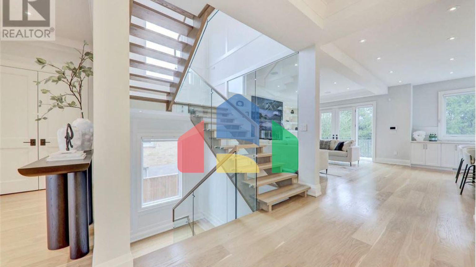 Residential - Single Family Home - Toronto, Canada - Canada