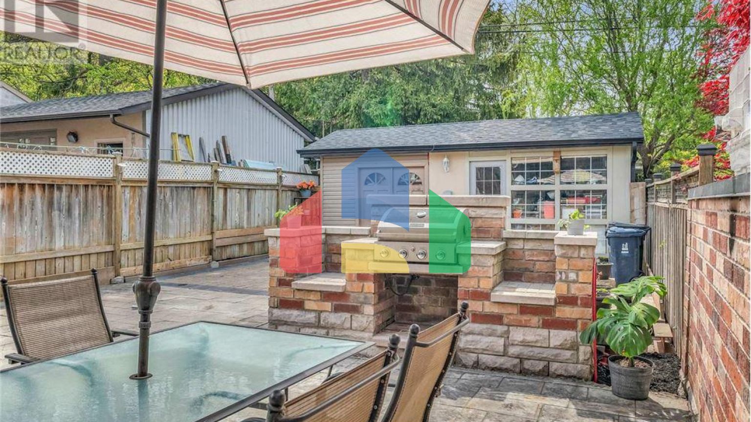 Residential - Single Family Home - Toronto, Canada - Canada