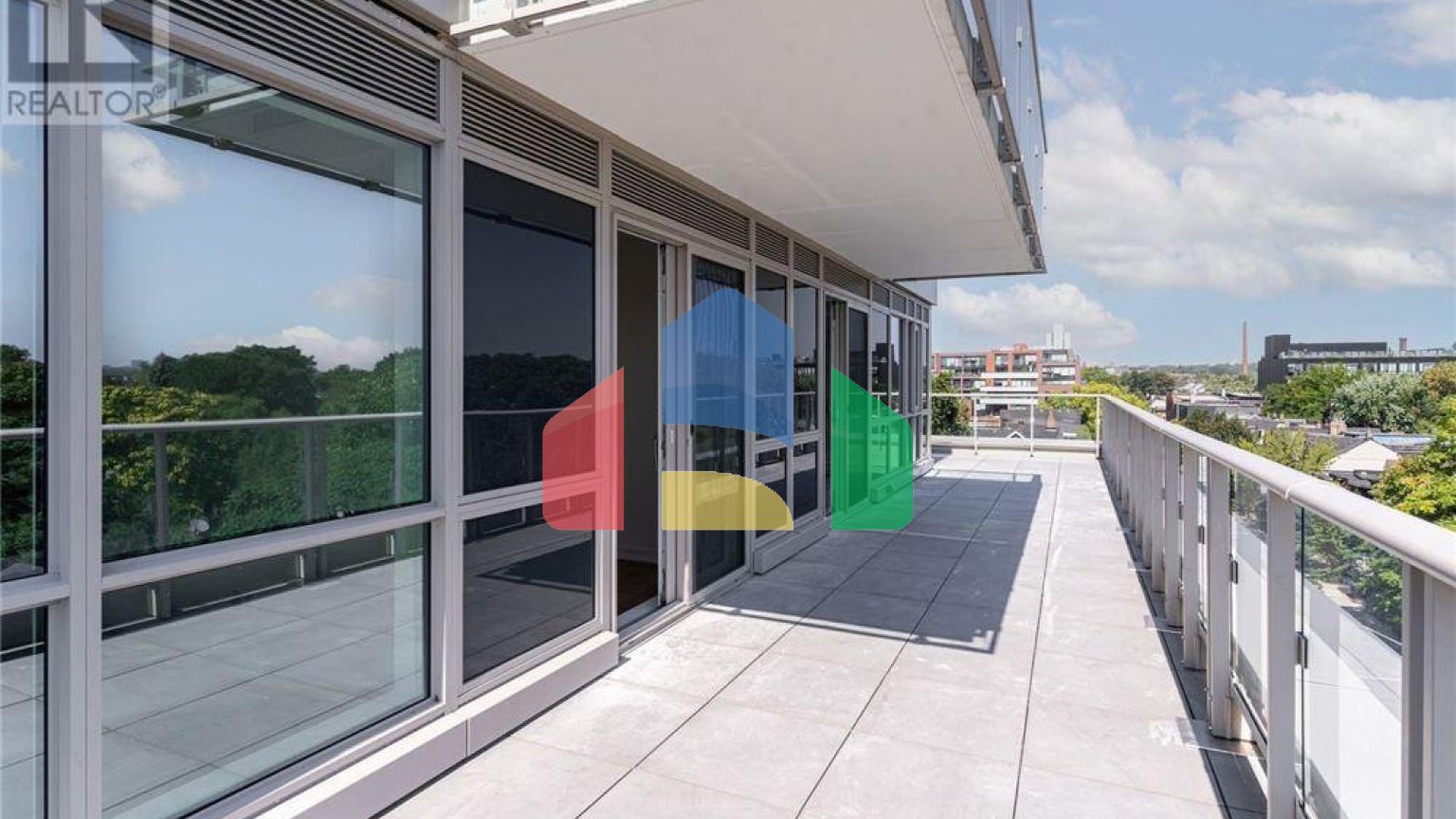 Residential - Condo/Apartment - Toronto, Canada - Canada