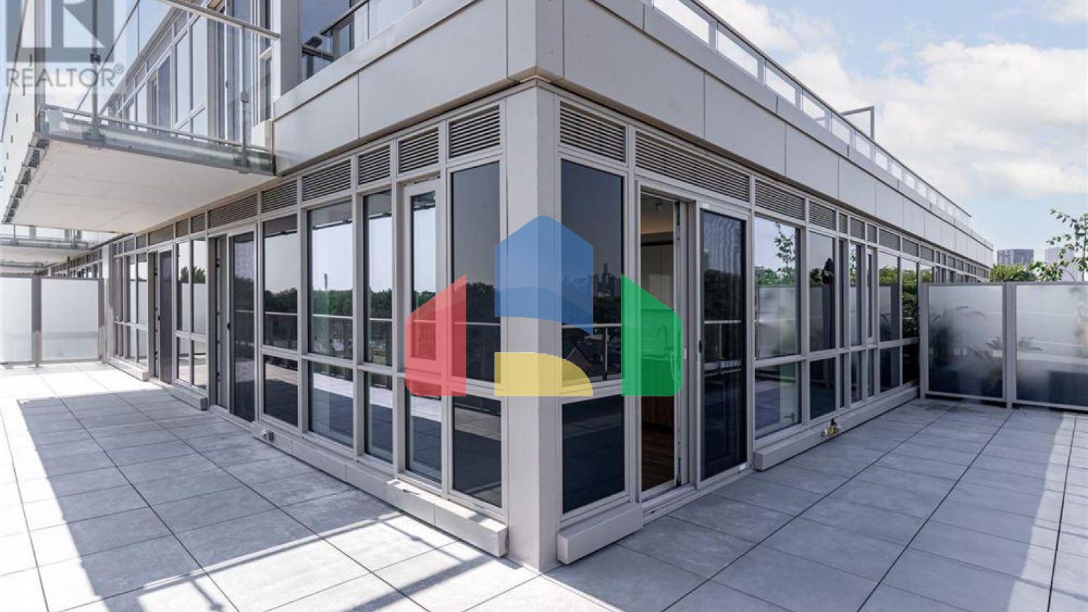 Residential - Condo/Apartment - Toronto, Canada - Canada