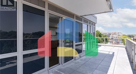 Residential - Condo/Apartment - Toronto, Canada - Canada Residential - Condo/Apartment - Toronto, Canada - Canada