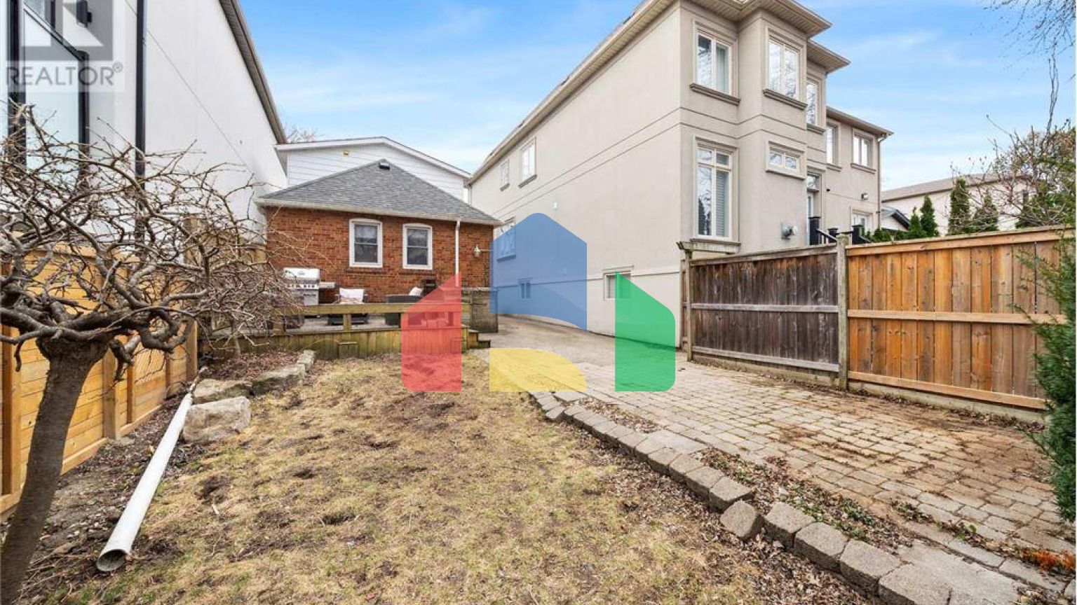 Residential - Single Family Home - Toronto, Canada - Canada