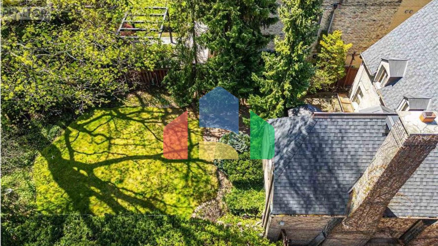 Residential - Single Family Home - Toronto, Canada - Canada