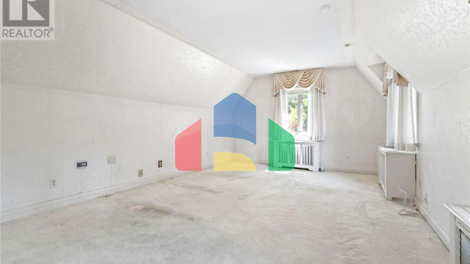 Residential - Single Family Home - Toronto, Canada - Canada