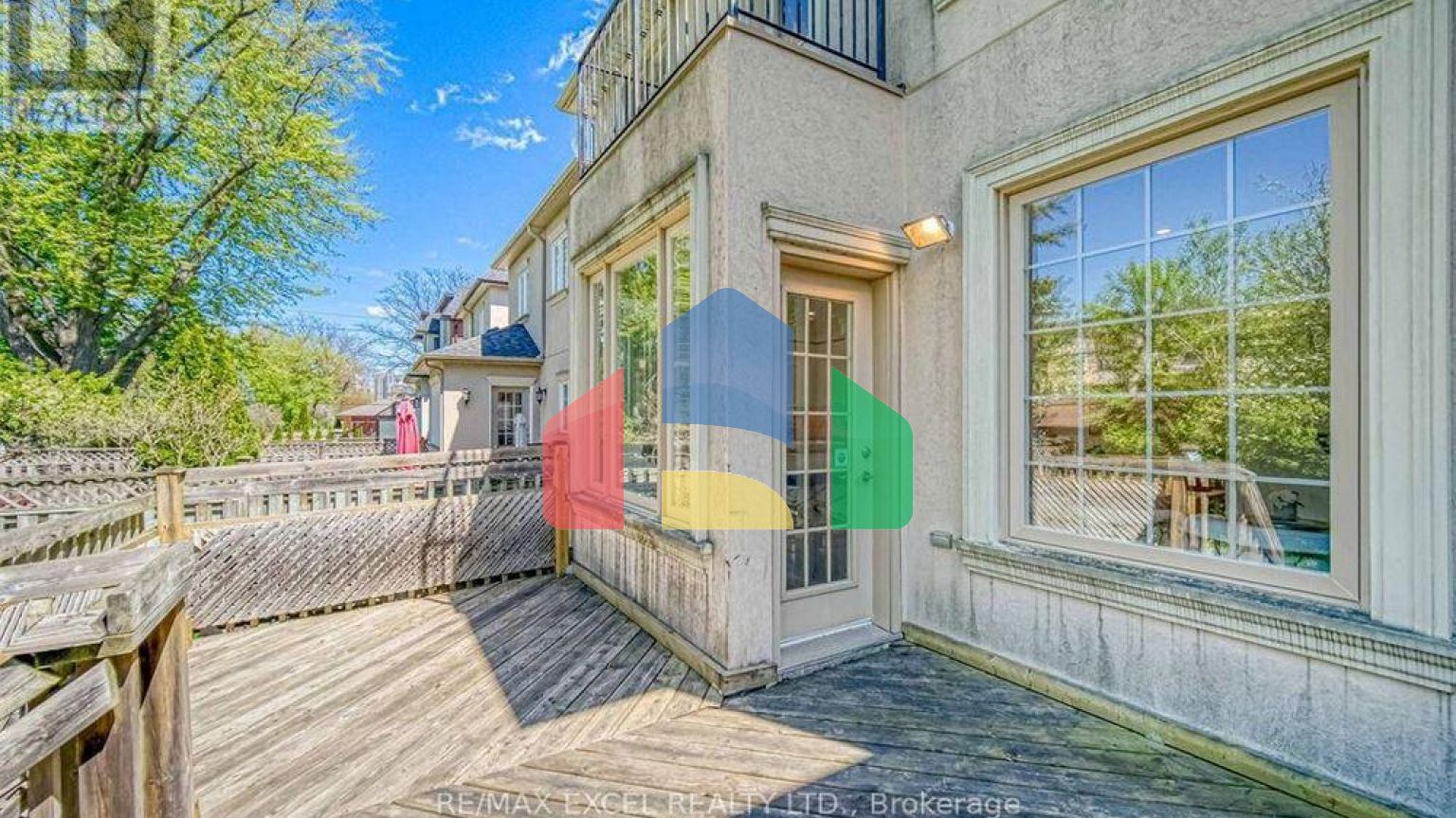 Residential - Single Family Home - Toronto, Canada - Canada