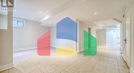 Residential - Single Family Home - Toronto, Canada - Canada