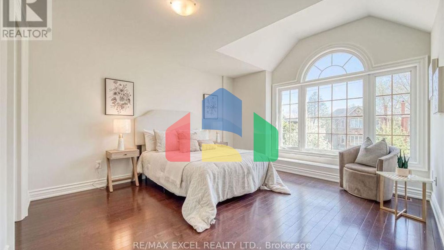 Residential - Single Family Home - Toronto, Canada - Canada