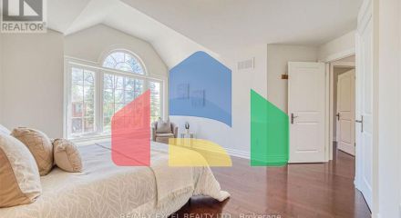 Residential - Single Family Home - Toronto, Canada - Canada