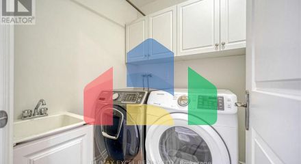 Residential - Single Family Home - Toronto, Canada - Canada