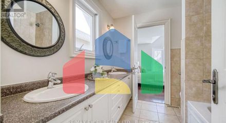 Residential - Single Family Home - Toronto, Canada - Canada