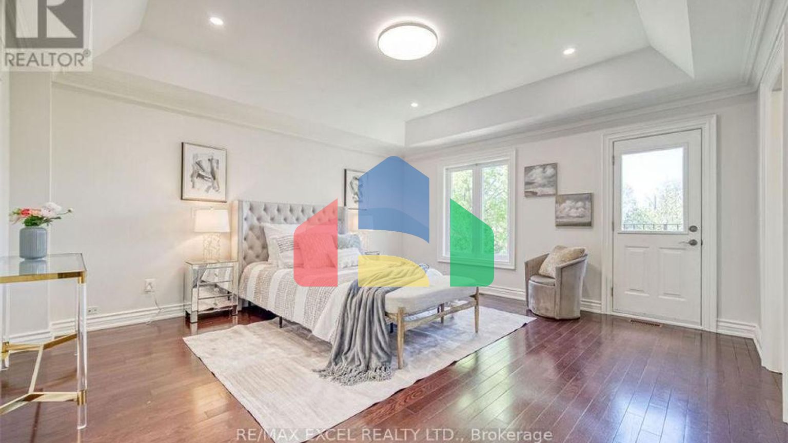 Residential - Single Family Home - Toronto, Canada - Canada