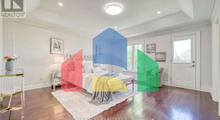 Residential - Single Family Home - Toronto, Canada - Canada