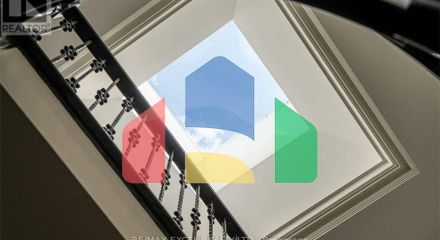 Residential - Single Family Home - Toronto, Canada - Canada