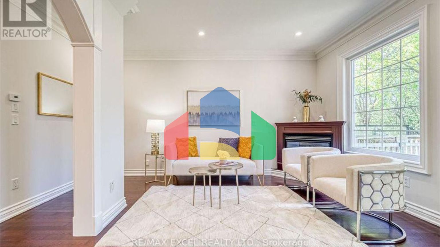 Residential - Single Family Home - Toronto, Canada - Canada