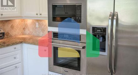 Residential - Single Family Home - Toronto, Canada - Canada