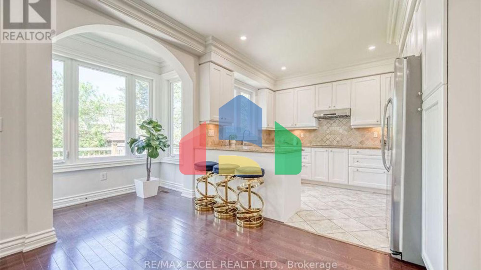 Residential - Single Family Home - Toronto, Canada - Canada