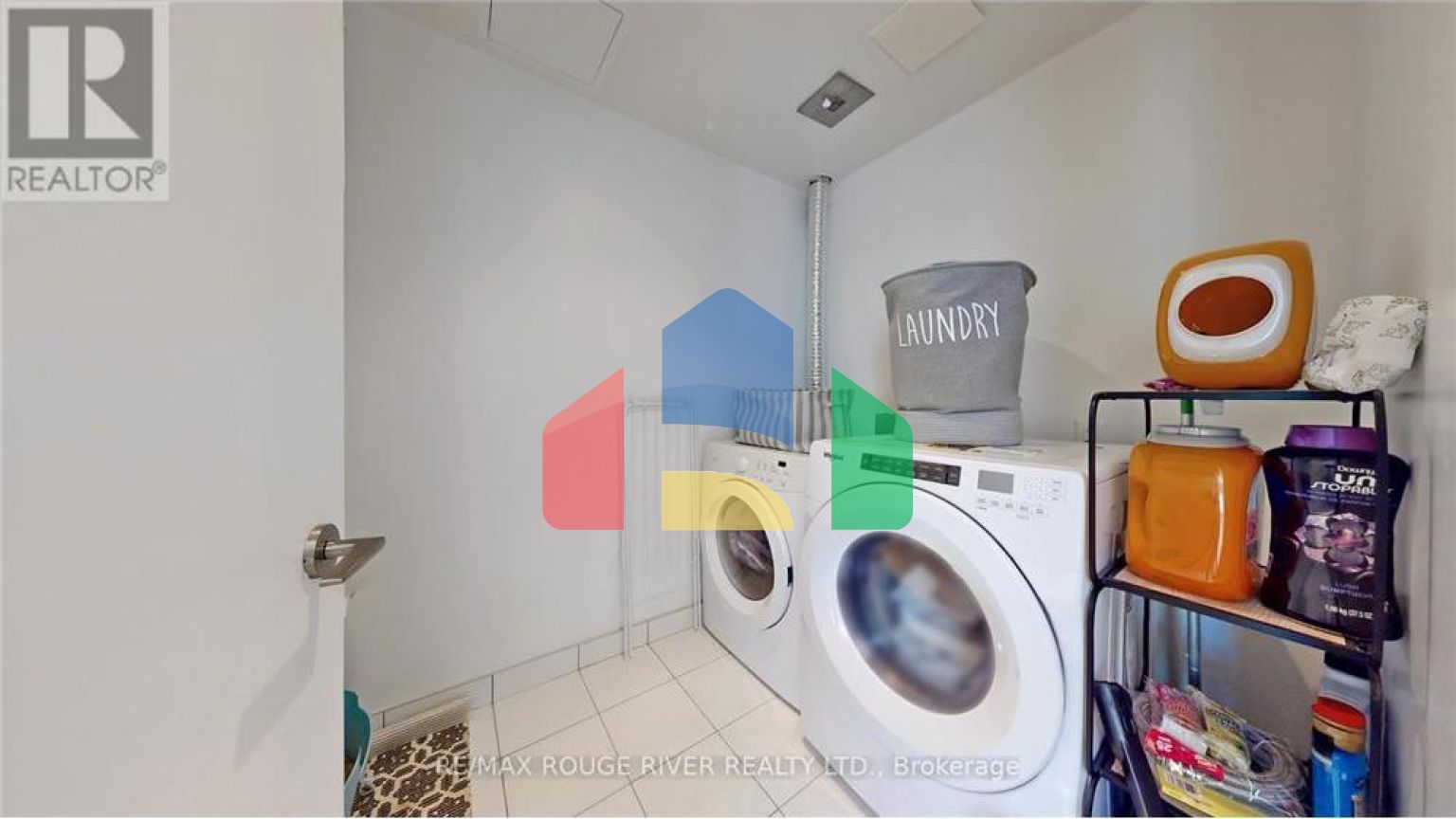 Residential - Condo/Apartment - Toronto, Canada - Canada