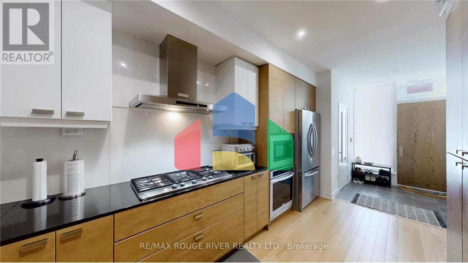 Residential - Condo/Apartment - Toronto, Canada - Canada