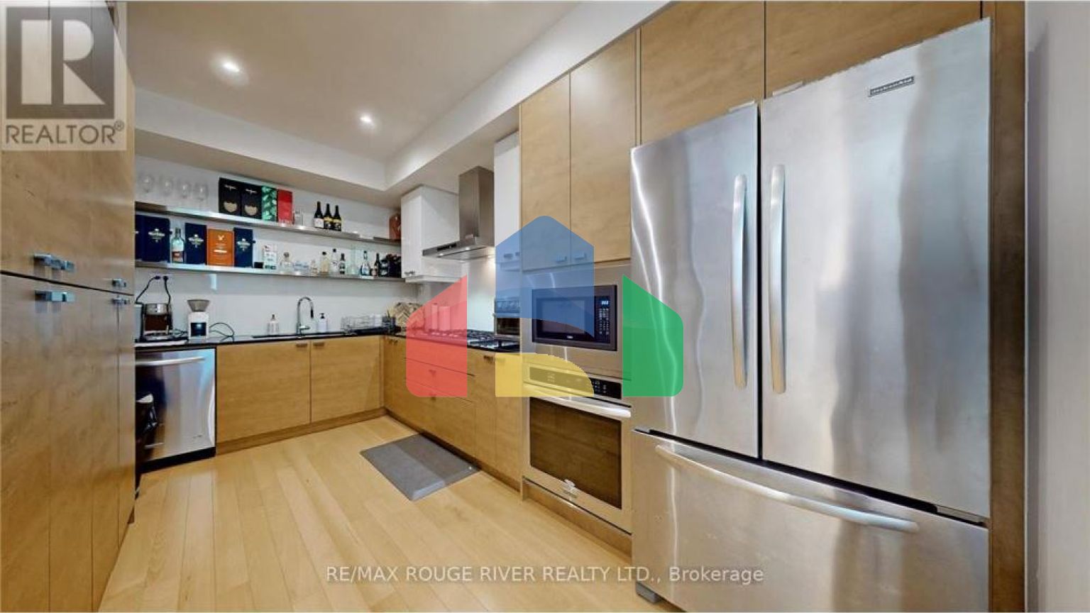 Residential - Condo/Apartment - Toronto, Canada - Canada