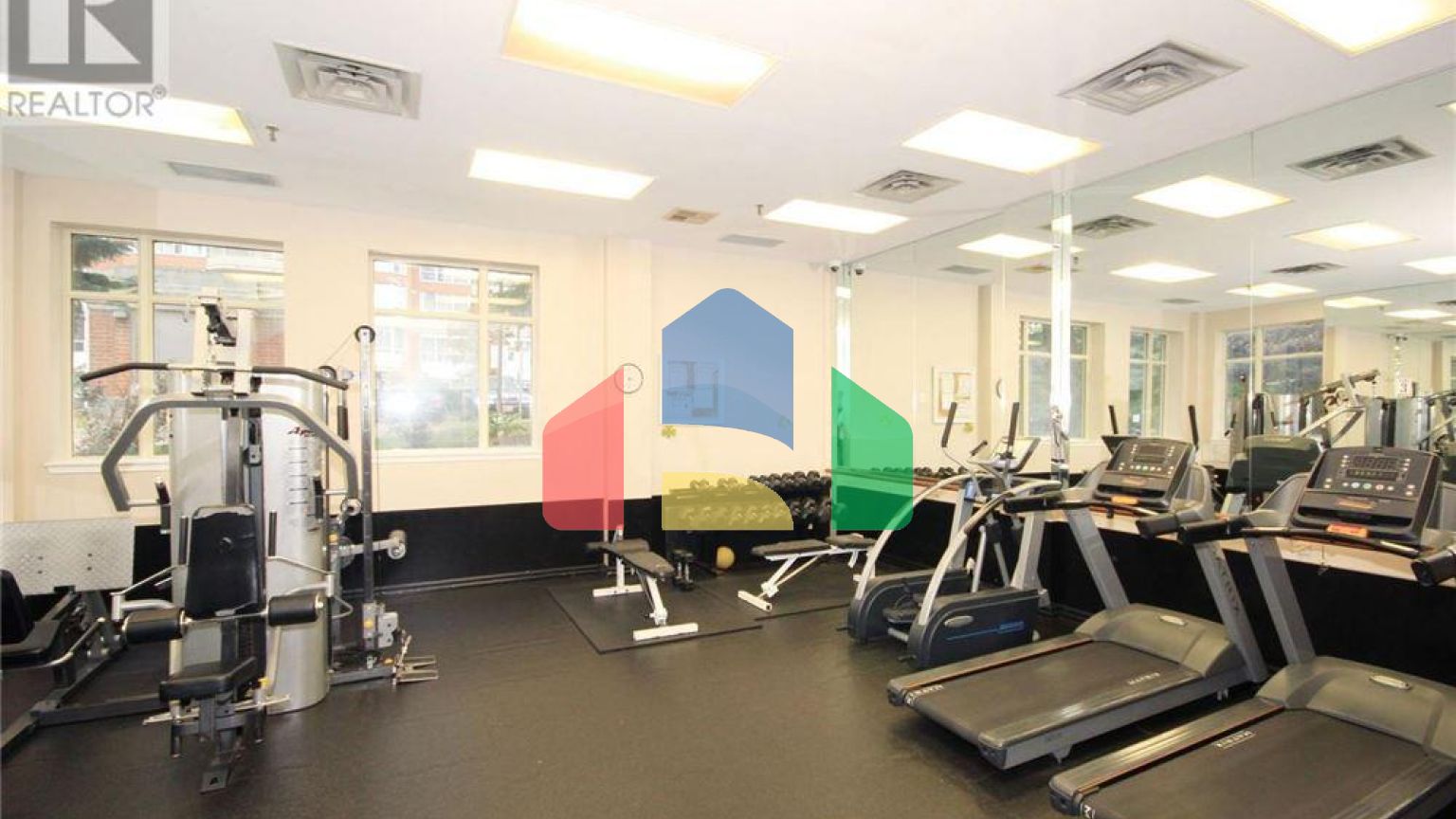 Residential - Condo/Apartment - Toronto, Canada - Canada