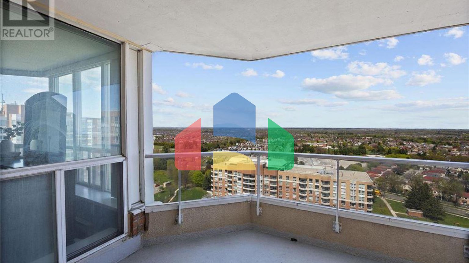 Residential - Condo/Apartment - Toronto, Canada - Canada